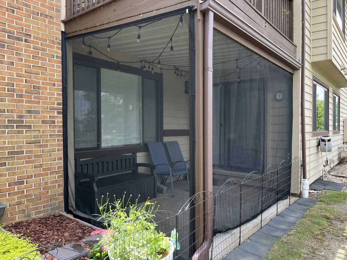 Photo of Unit 2101 at 2101 Harbortown Circle