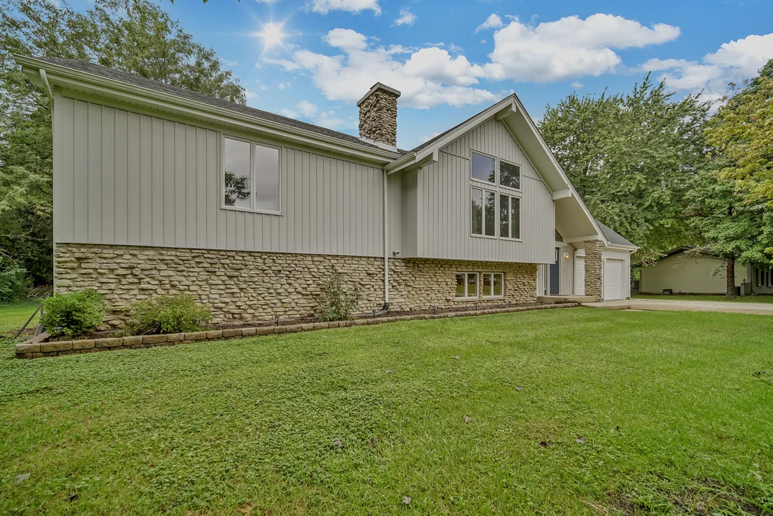 Photo of 7N140 Nancy Lane