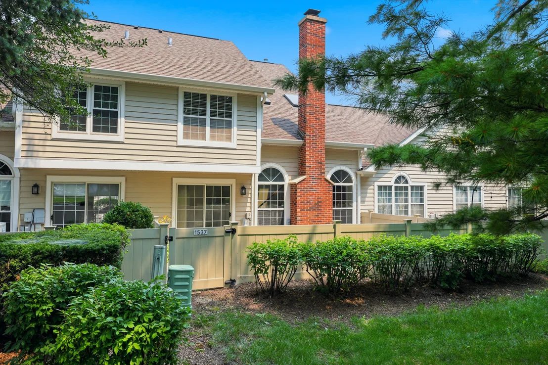 Photo of 1537 Stevens Drive