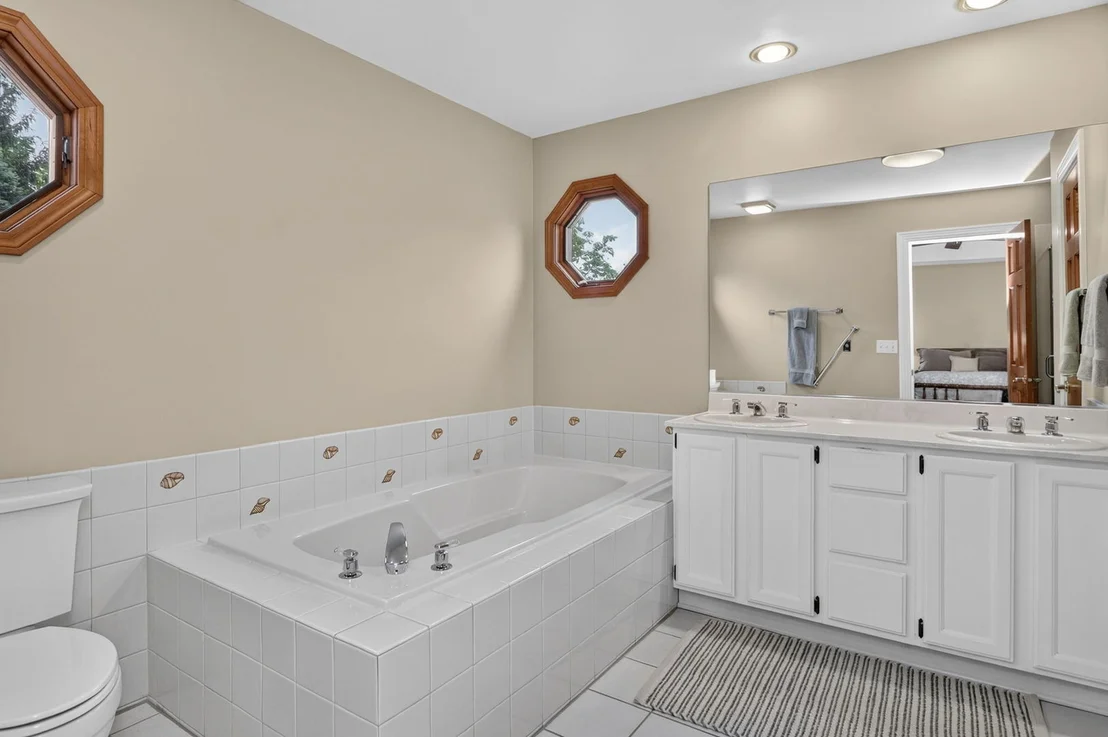Photo of 2189 Hidden Valley Drive