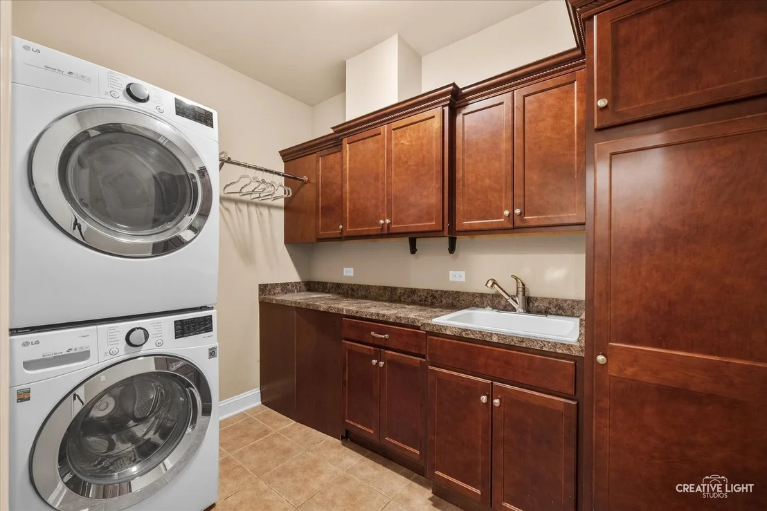 Photo of 445 Buckeye Drive