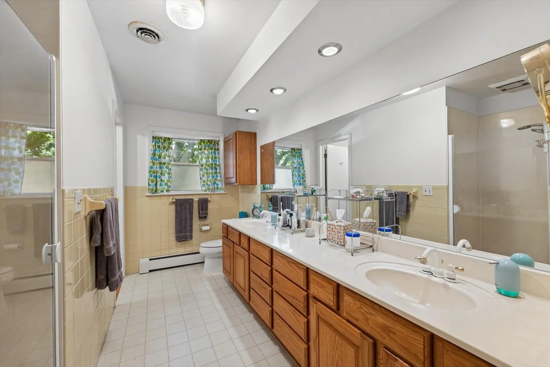 Photo of 803 Brighton Drive