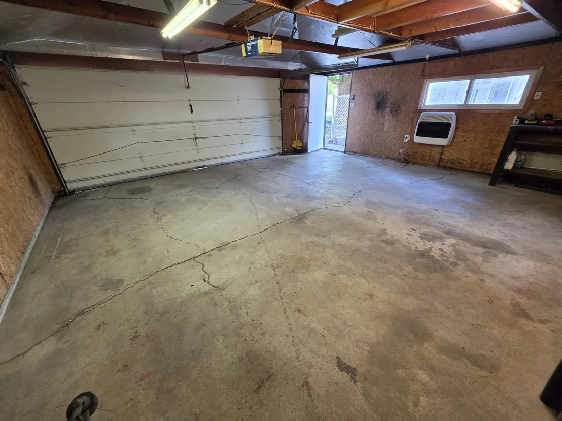 Photo of 907 Retz Drive