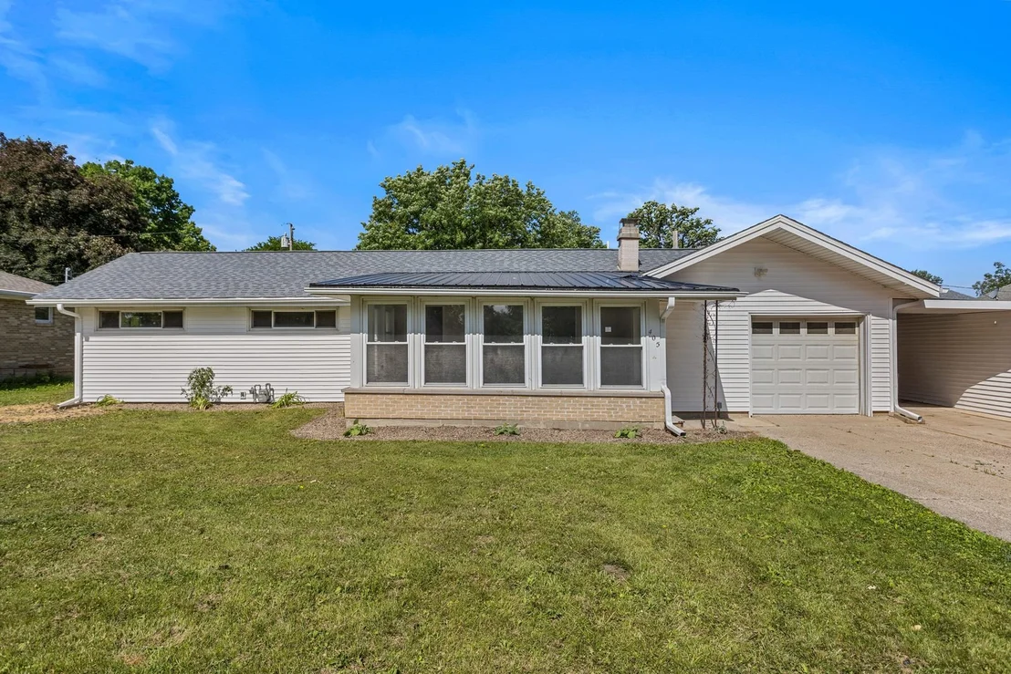 Photo of 405 Dodson Drive E