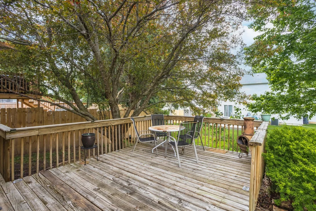 Photo of 405 Carriage Hills Road