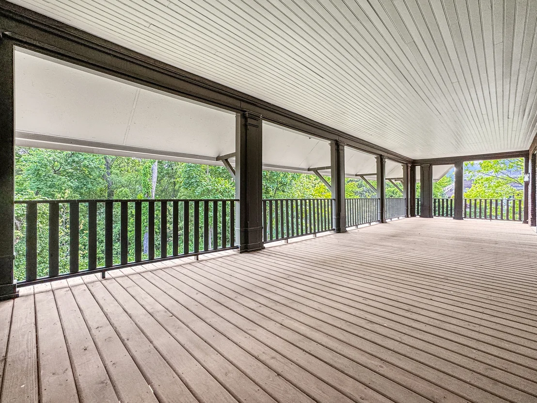 Photo of 141 Loretto Court