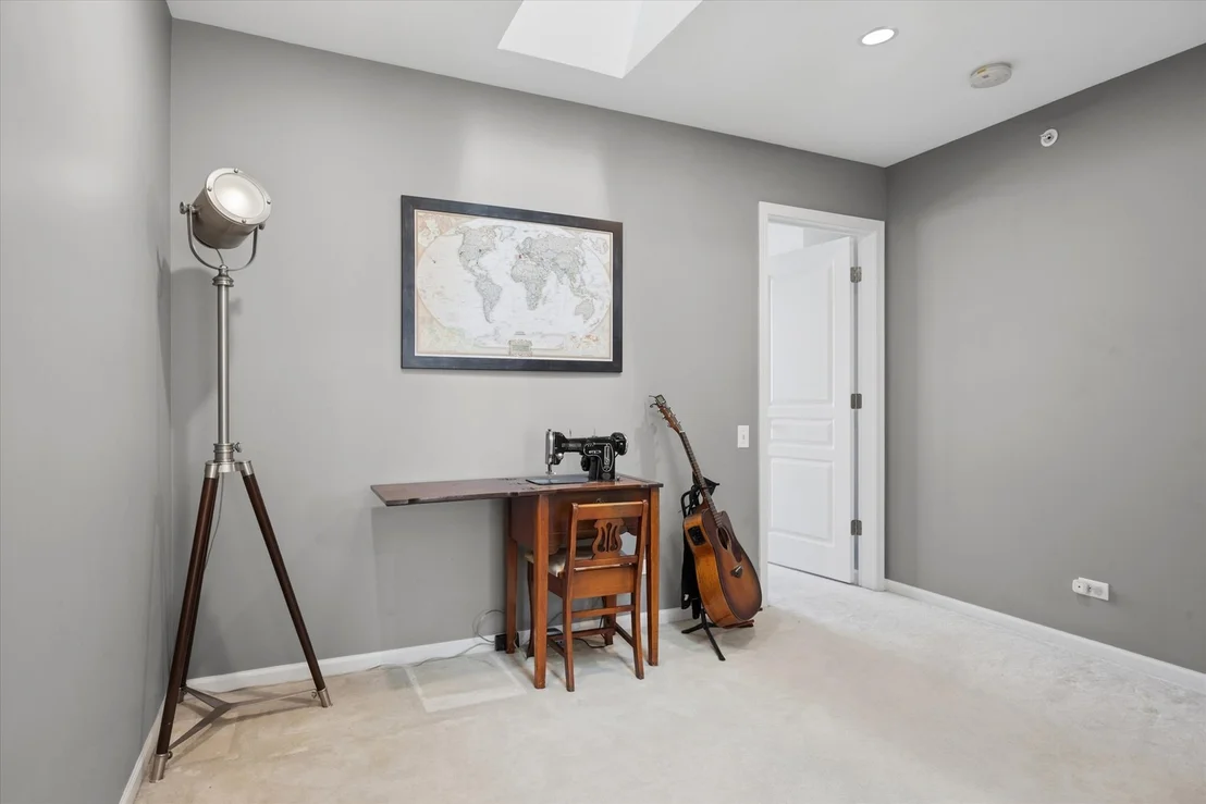 Photo of 111 Arboretum Drive
