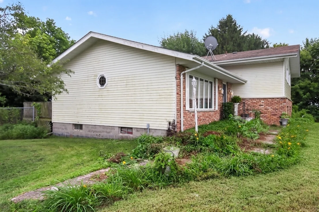Photo of 7060 Jacobs Road