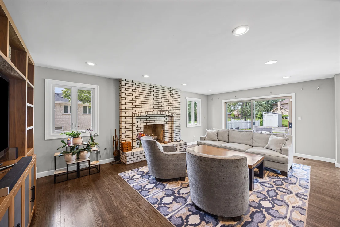 Photo of 412 Stratford Lane