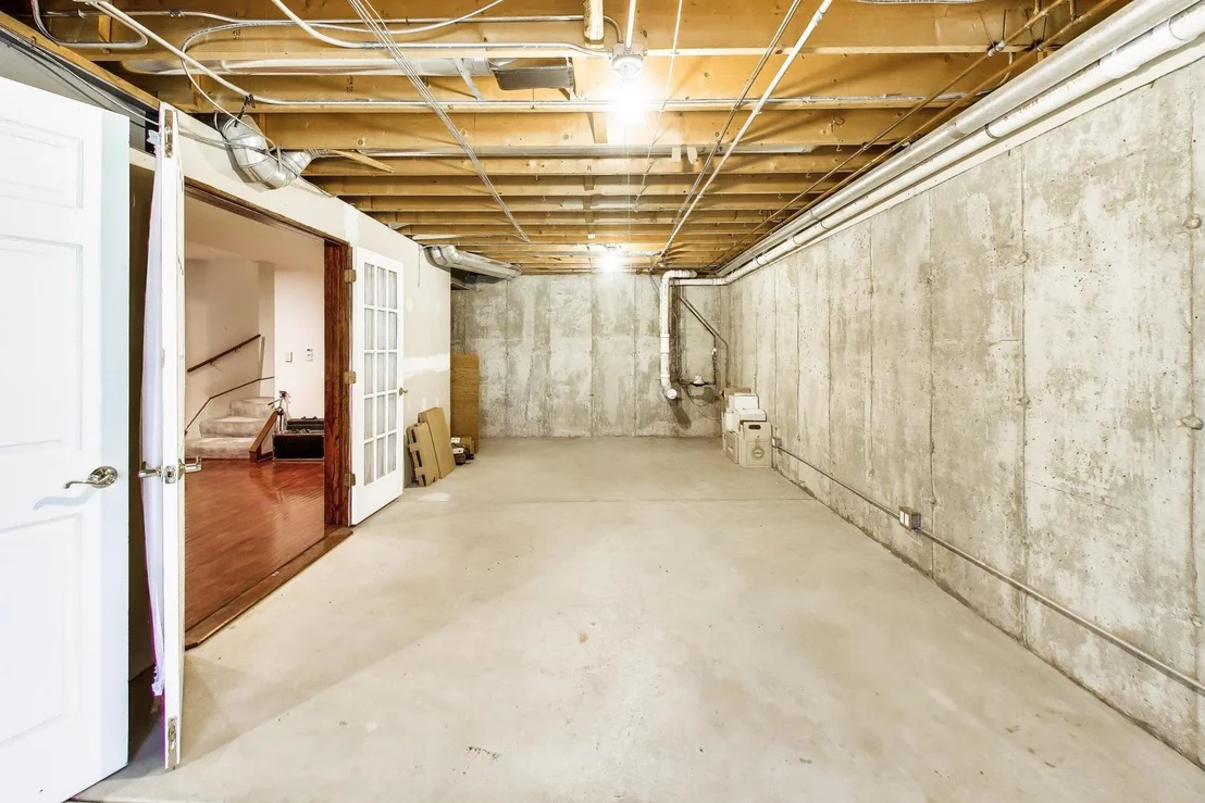 Photo of 133 Schiller Place