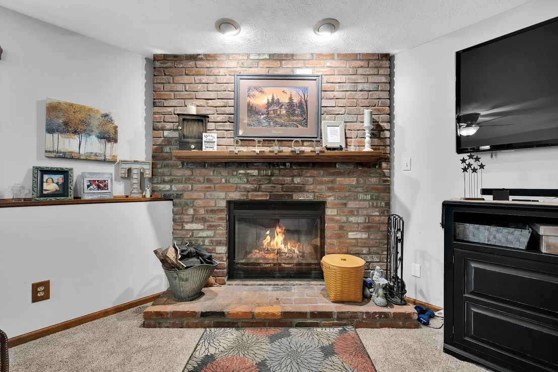 Photo of 302 Carriage Hills Road
