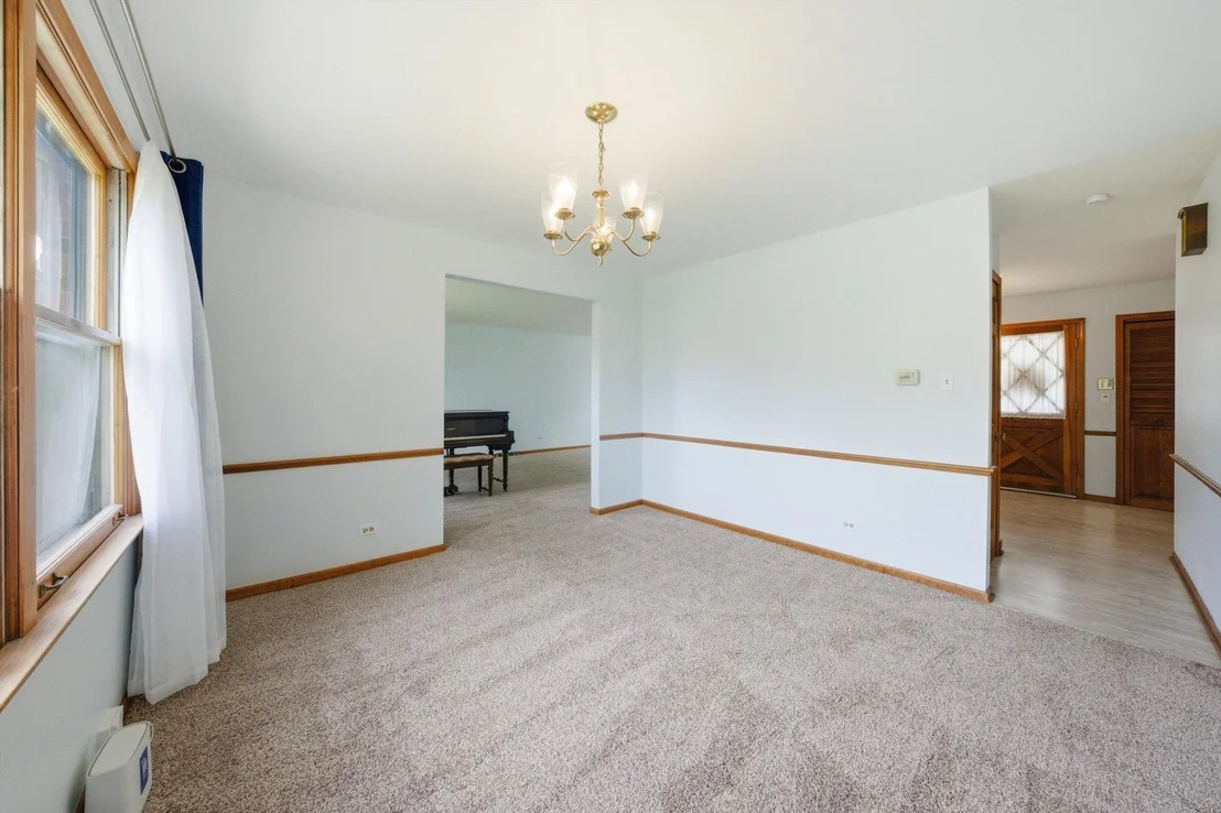 Photo of 2919 Embassy Row