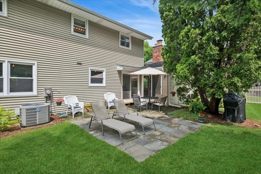 Photo of 1520 Lark Lane