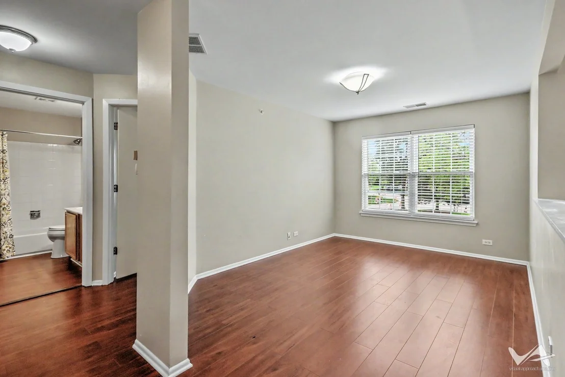 Photo of Unit 2 at 1620 COLUMBIA Circle