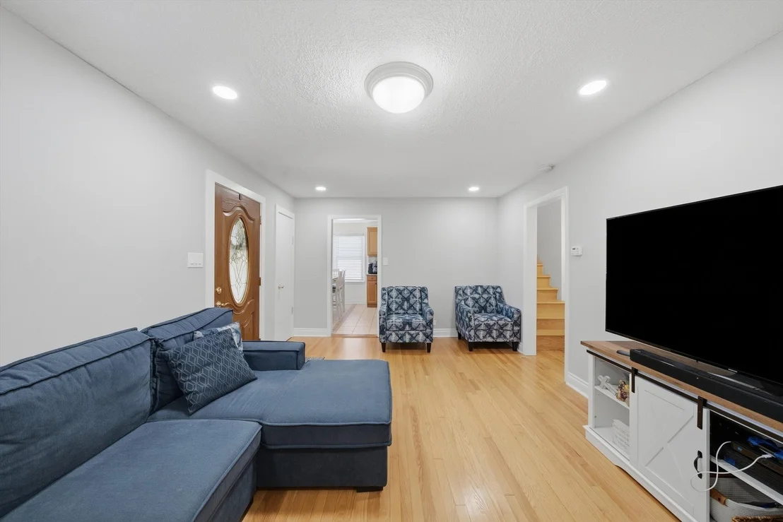 Photo of 2115 Halsey Drive