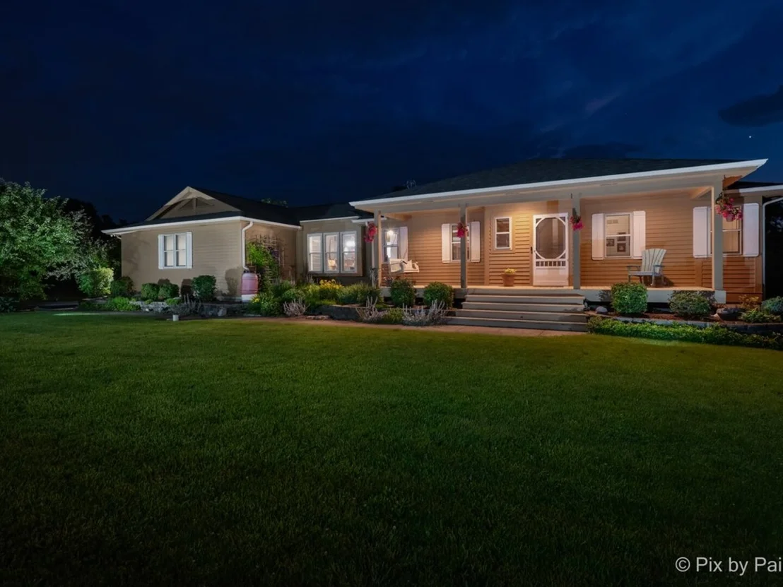 Photo of 28 Tomahawk Trail