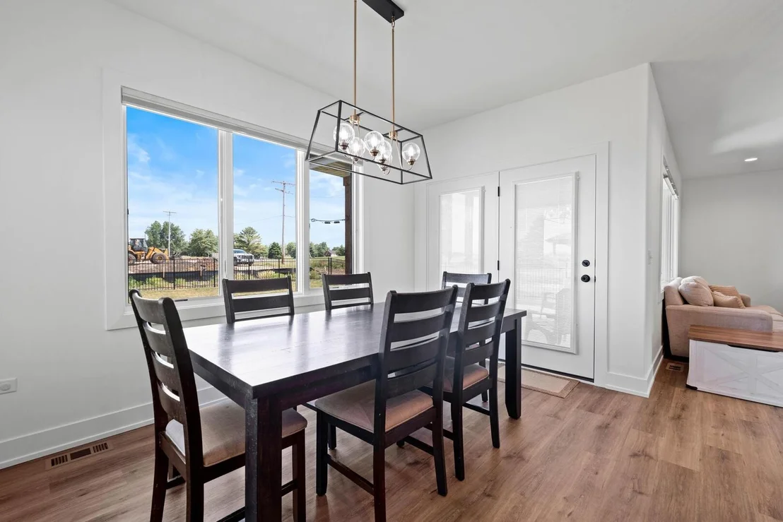 Photo of 1091 Kinley Drive