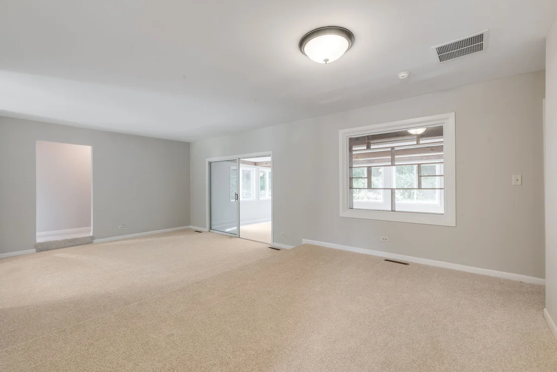 Photo of 901 Hampton Court