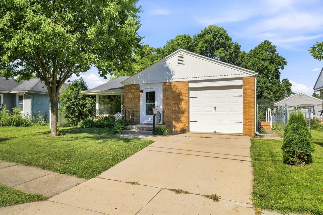 Photo of 1043 State Street