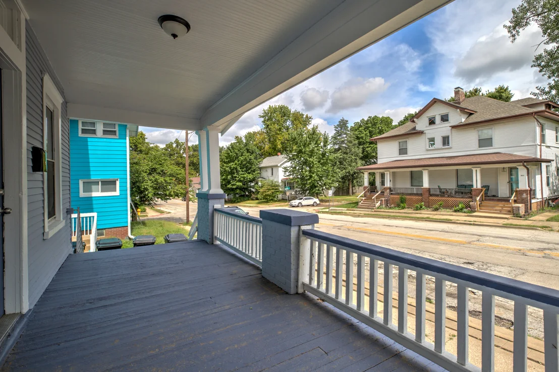 Photo of 310 N Mclean Street