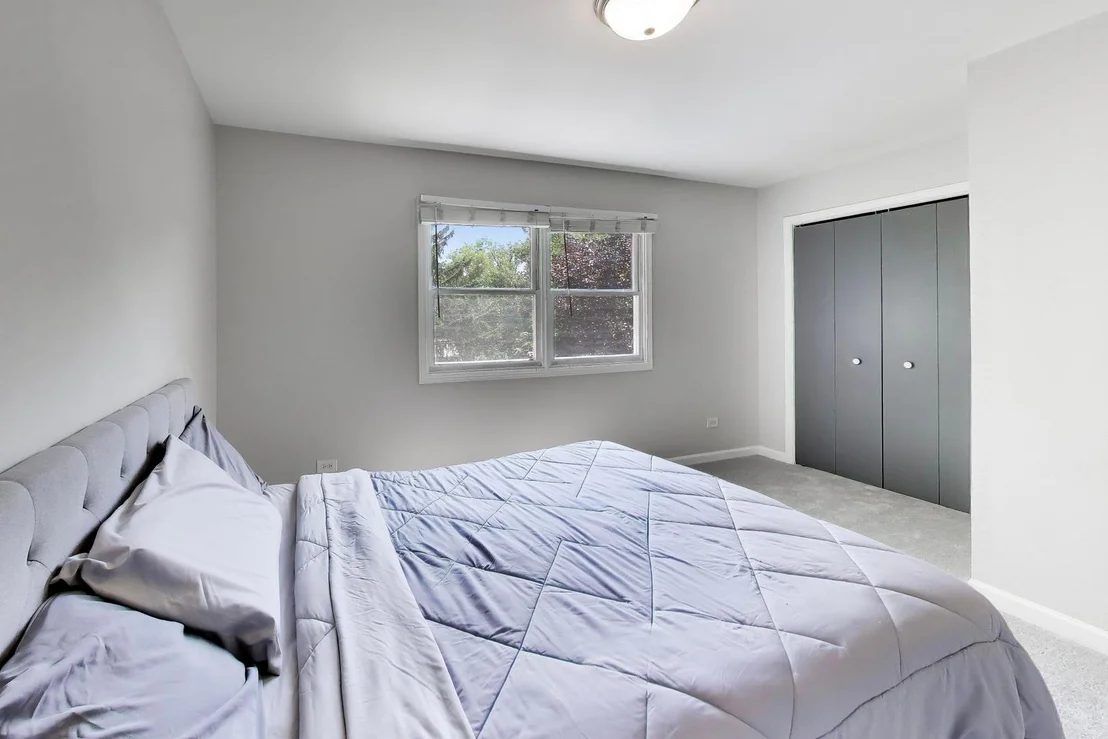 Photo of 5418 Hillside Drive