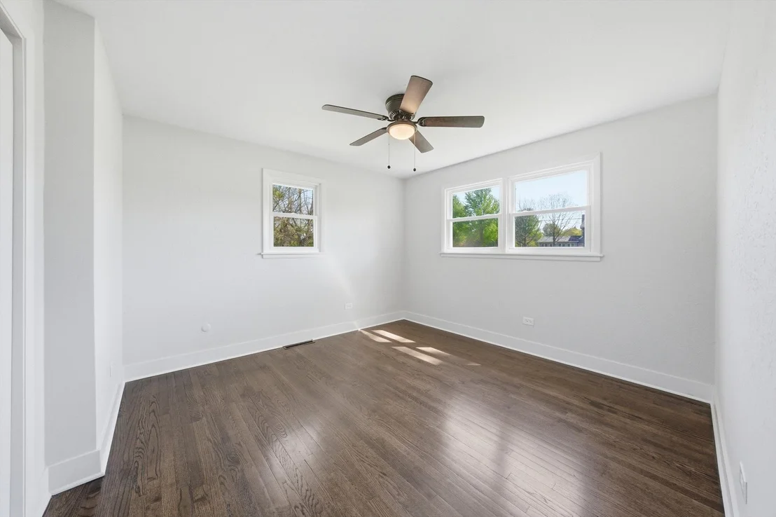 Photo of 1271 Edmonds Avenue