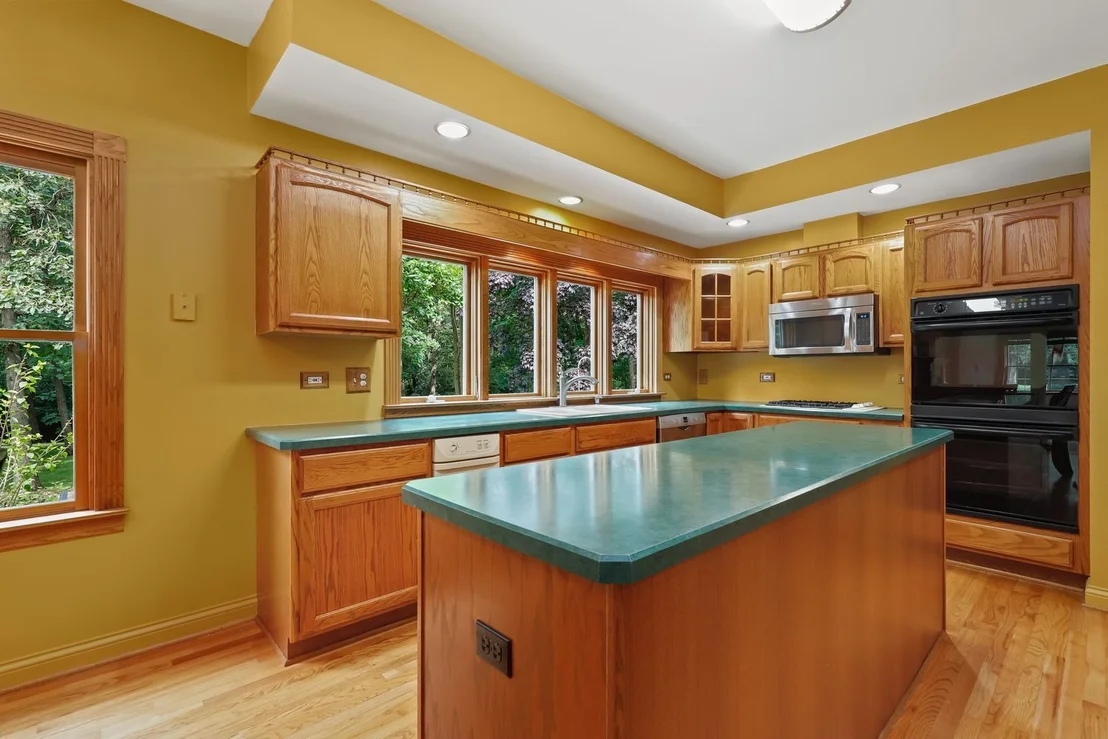 Photo of 3048 Brampton Lane