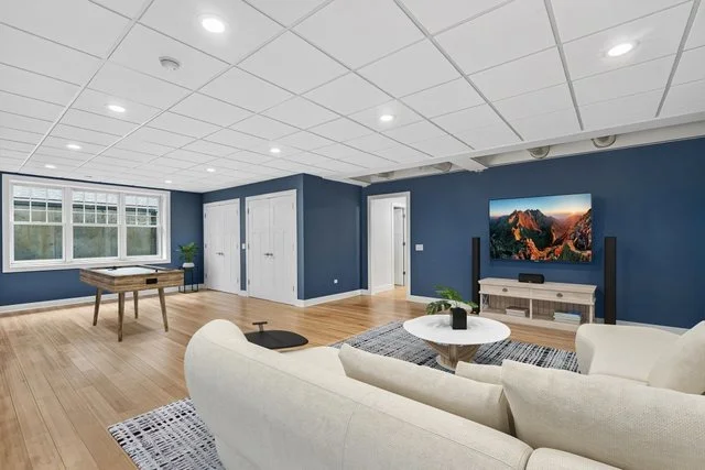 Photo of 6421 Bentley Avenue