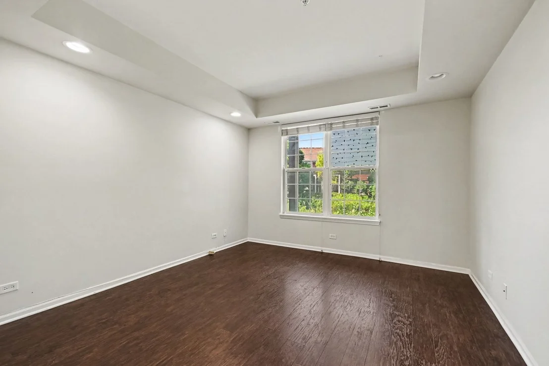 Photo of 994 Kensington Drive