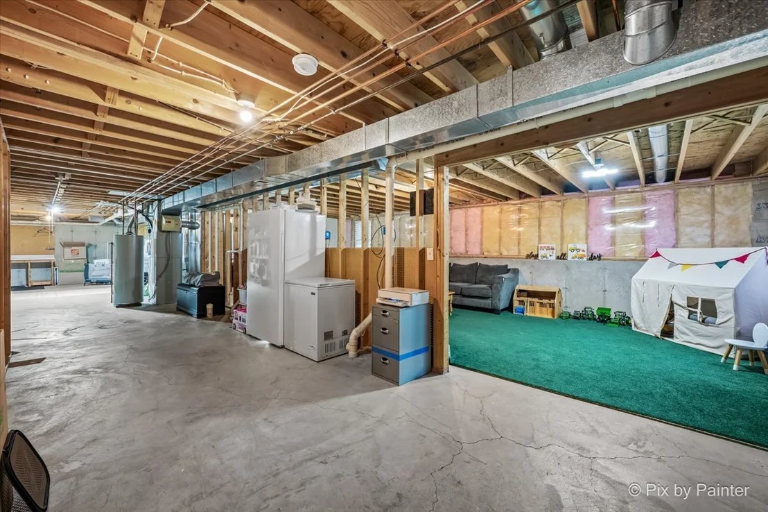 Photo of 7585 Derby Close