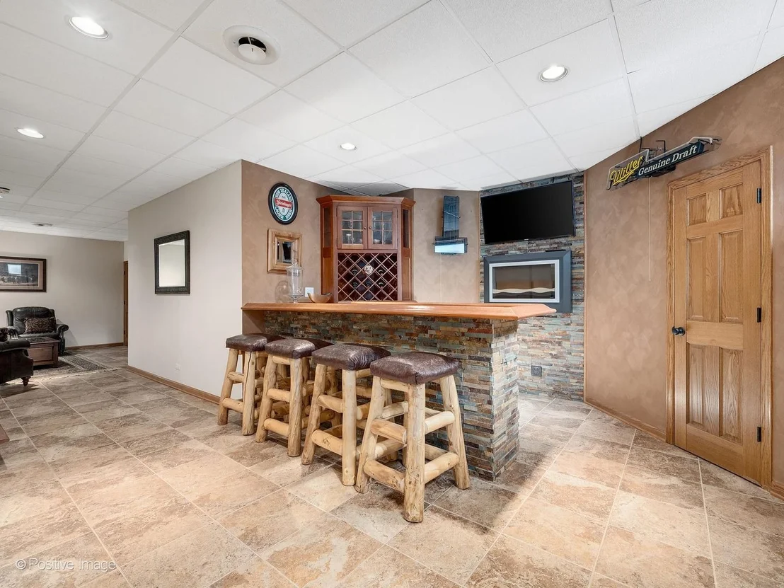 Photo of 30W307 MAPLE TREE Lane