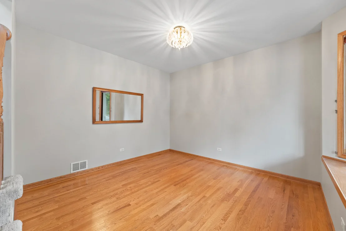 Photo of 10200 S Artesian Avenue