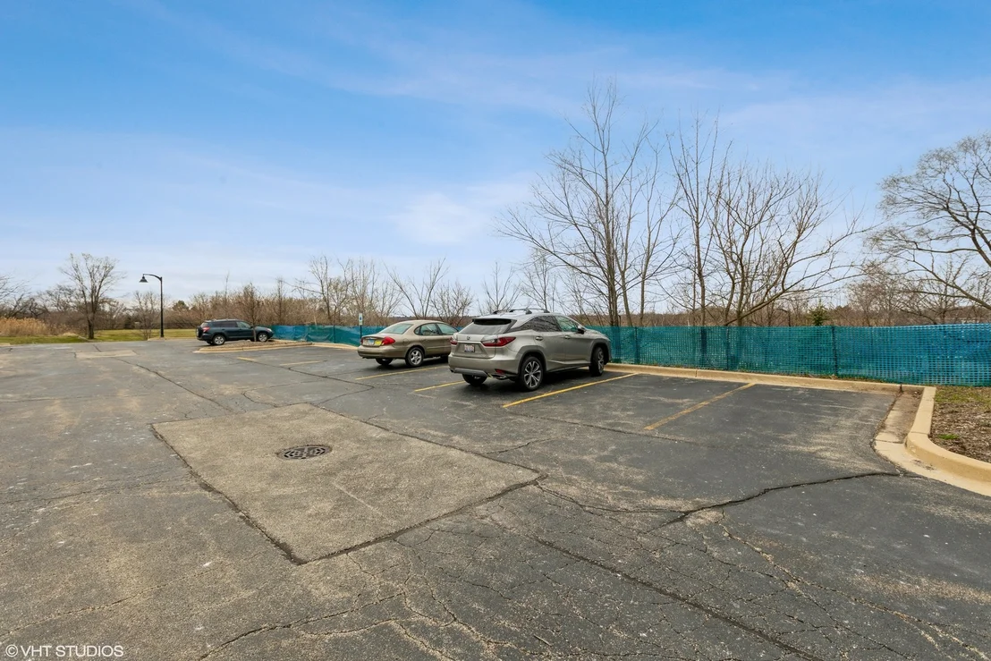 Photo of 1188 E Algonquin Road