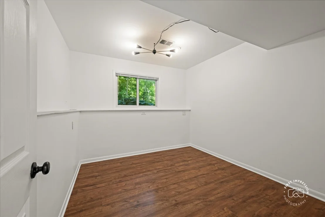 Photo of 1009 Douglas Avenue