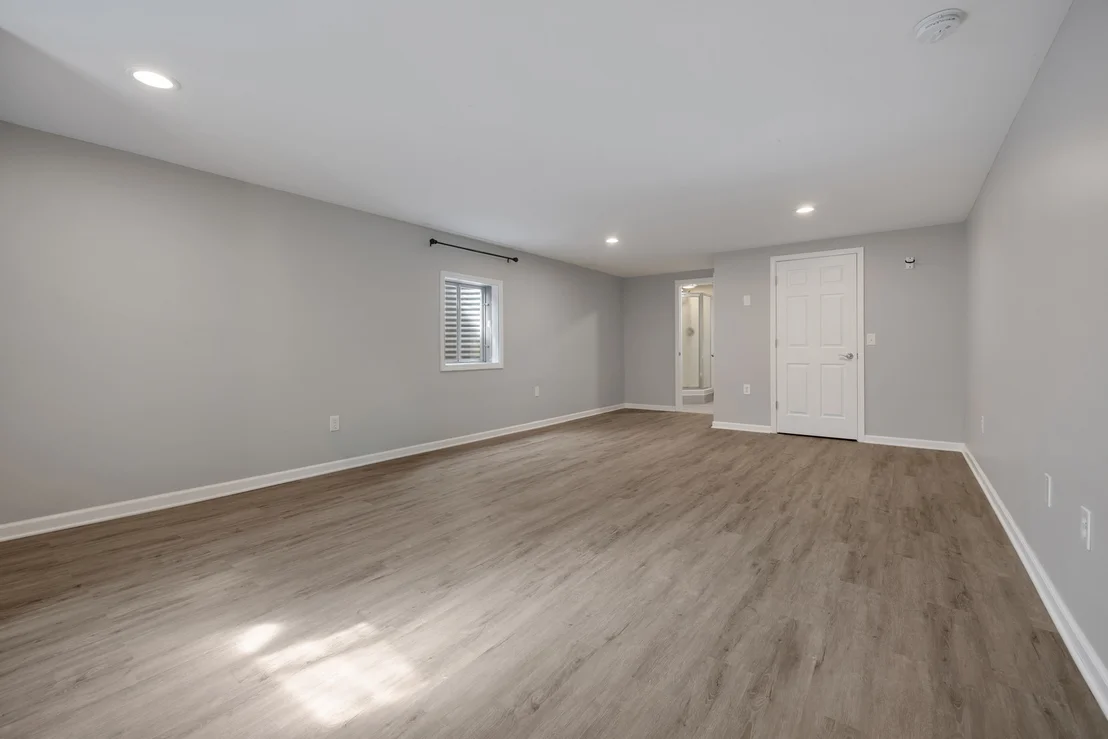 Photo of 660 Louise Drive