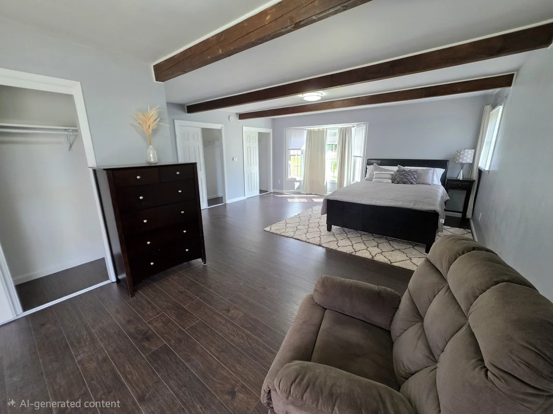 Photo of 2301 Greenbriar Lane
