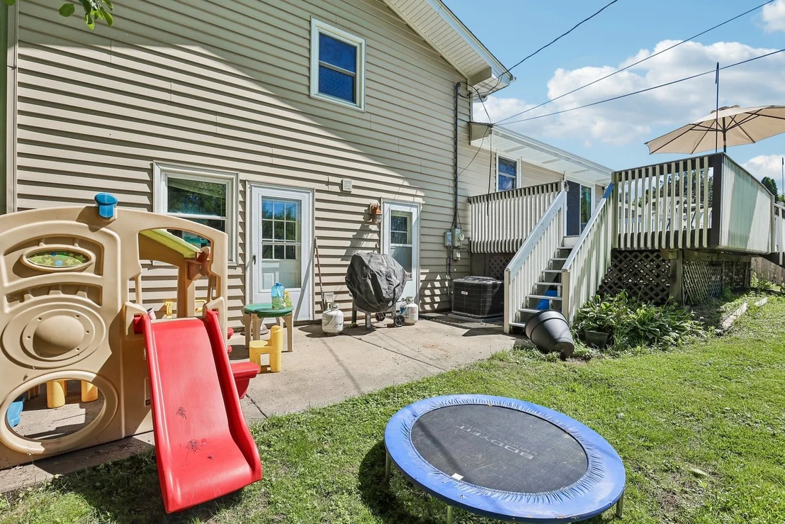 Photo of 523 Maplewood Drive