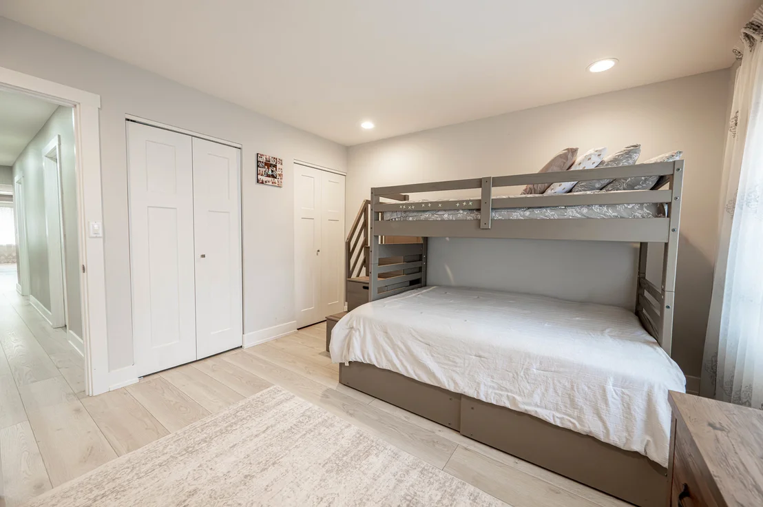 Photo of 129 Millis Lane