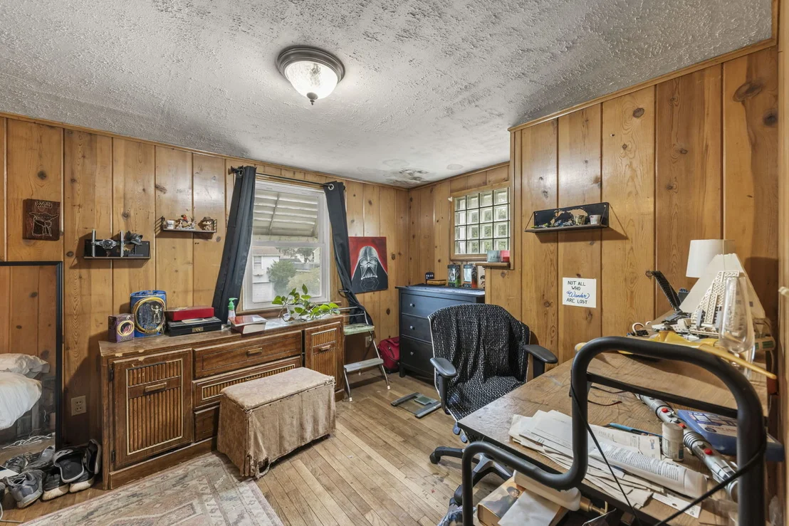 Photo of 732 BANGS Street