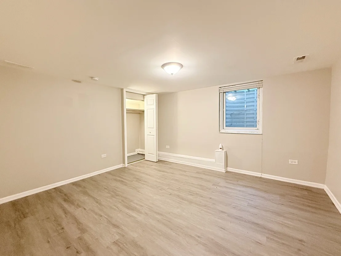 Photo of 1121 Olive Road