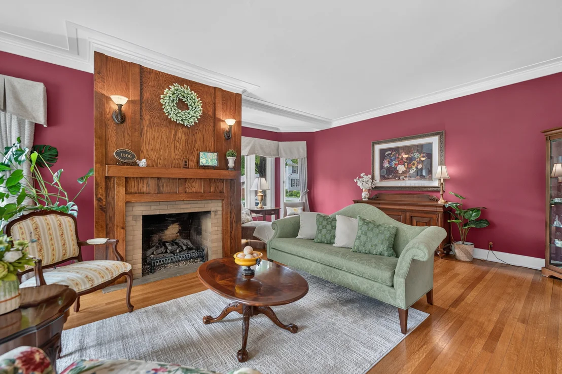 Photo of 729 W Downer Place