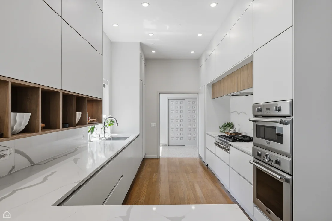 Photo of 1540 Grant Road