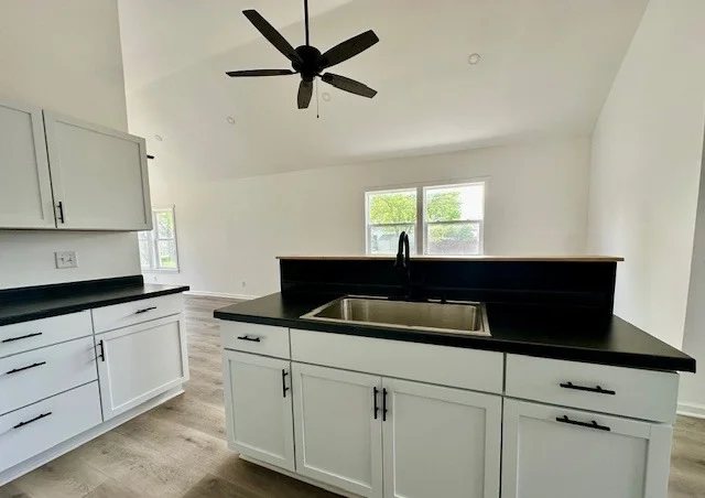 Photo of 527 12th Street