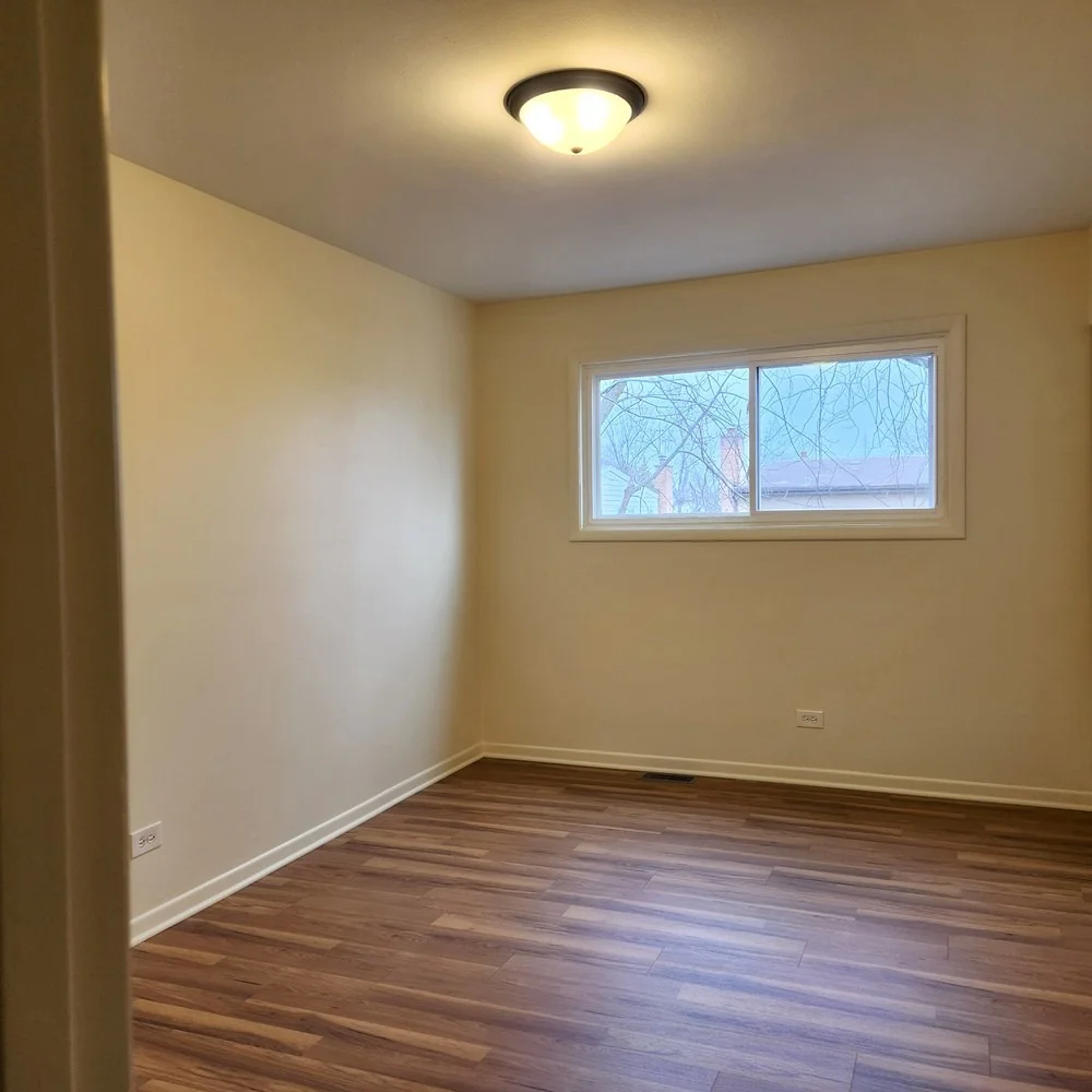 Photo of Unit 0 at 525 Glenshire Lane
