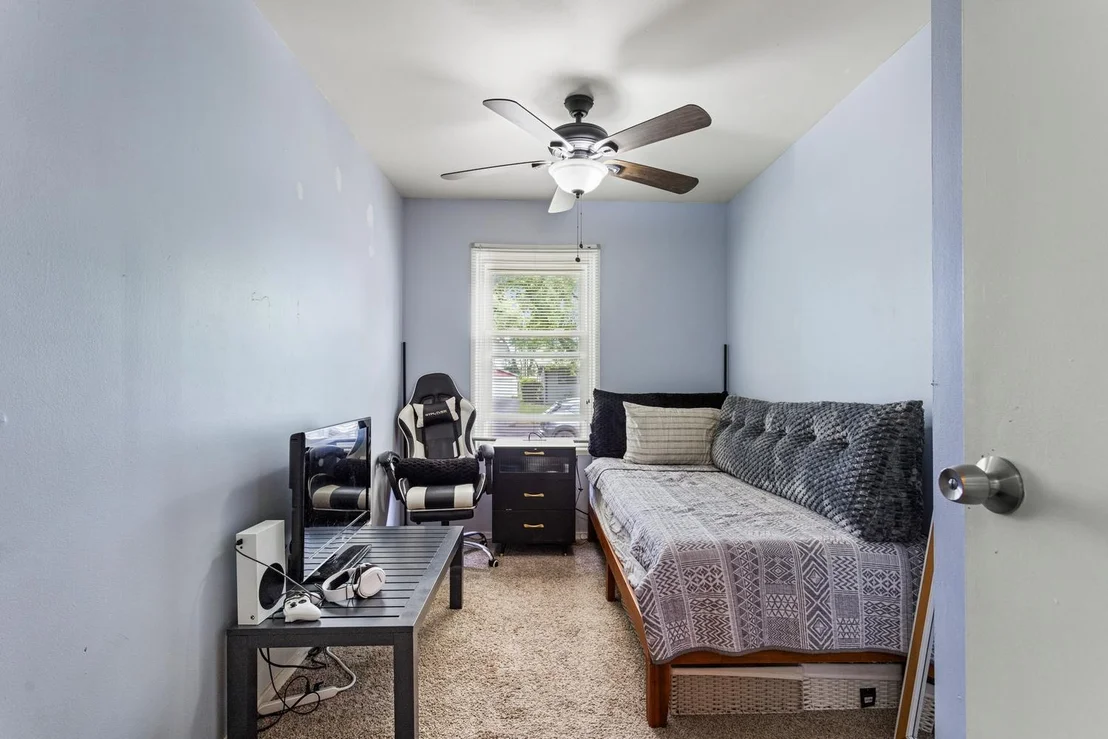 Photo of 1303 Eastern Drive