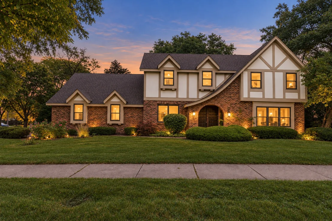 Photo of 1221 W Sable Drive