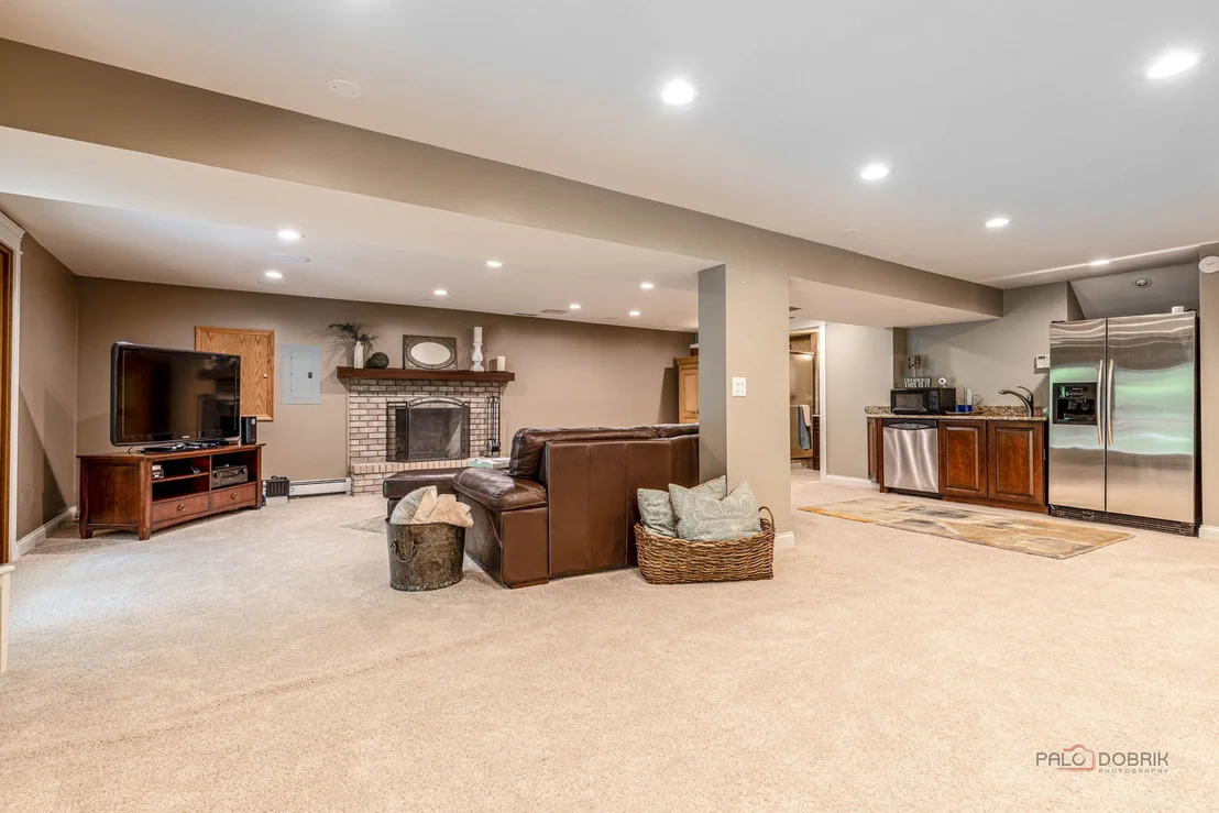 Photo of 2768 Glendower Terrace