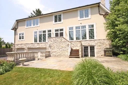 Photo of 648 Sunset Lane