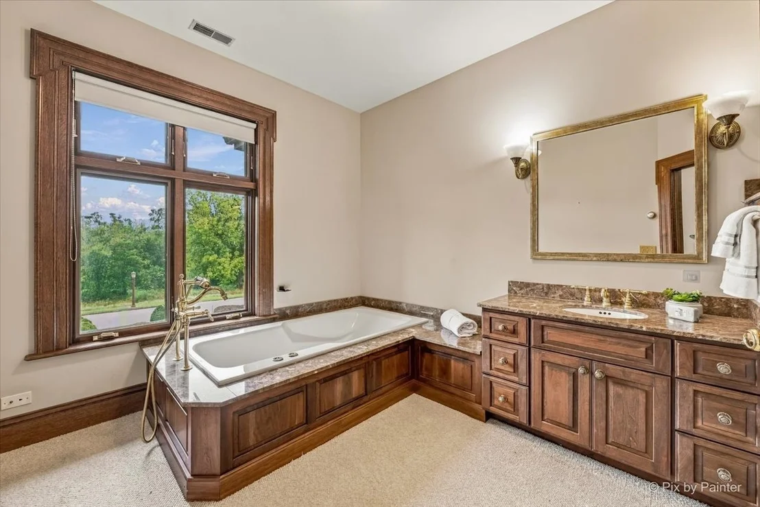 Photo of 5N719 Castle Drive