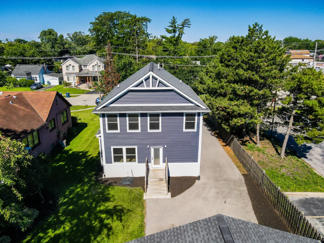 Photo of 1645 Webster Lane